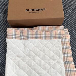 Burberry Beige and White Quilted Bedding